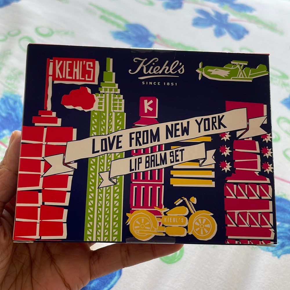 Kiehls lip balms pack of 4